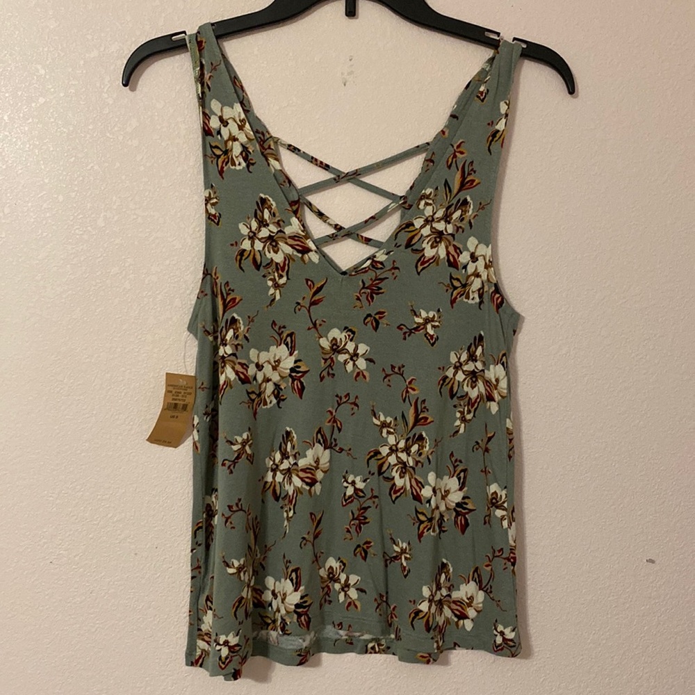 American Eagle top